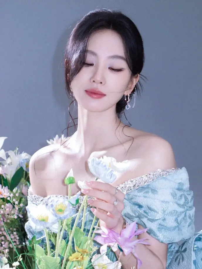 现代军事信息传播